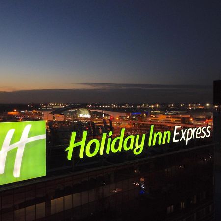 Holiday Inn Express Moscow - Sheremetyevo Airport, An Ihg Hotel Extérieur photo